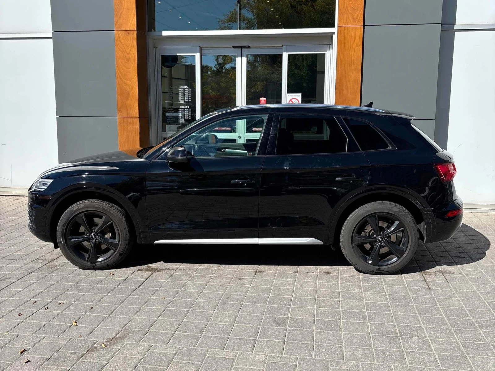 Audi Q5 S-Line* Quattro* Progressiv, снимка 2 - Автомобили и джипове - 54316532