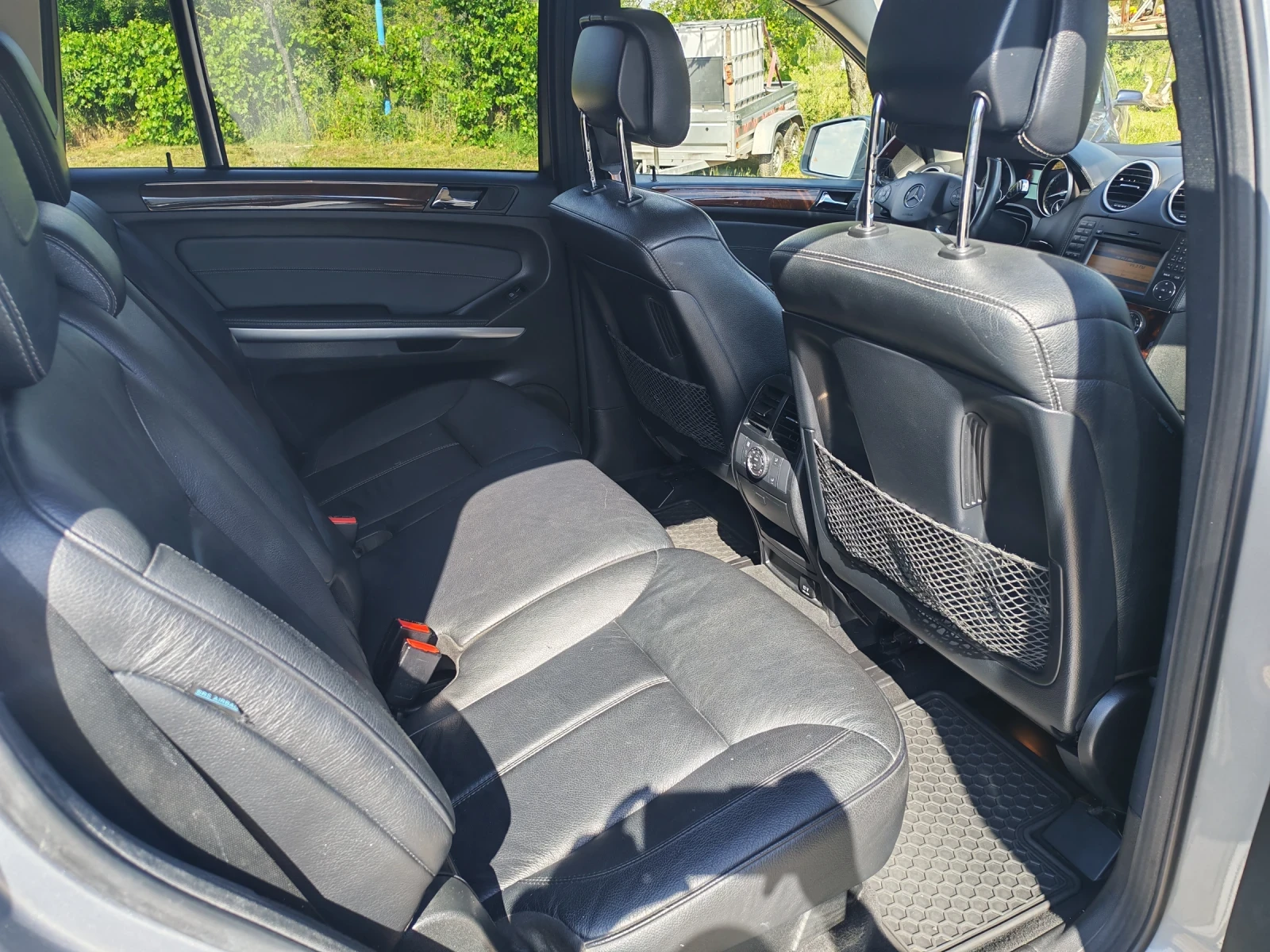 Mercedes-Benz GL 550, снимка 9 - Автомобили и джипове - 55397402