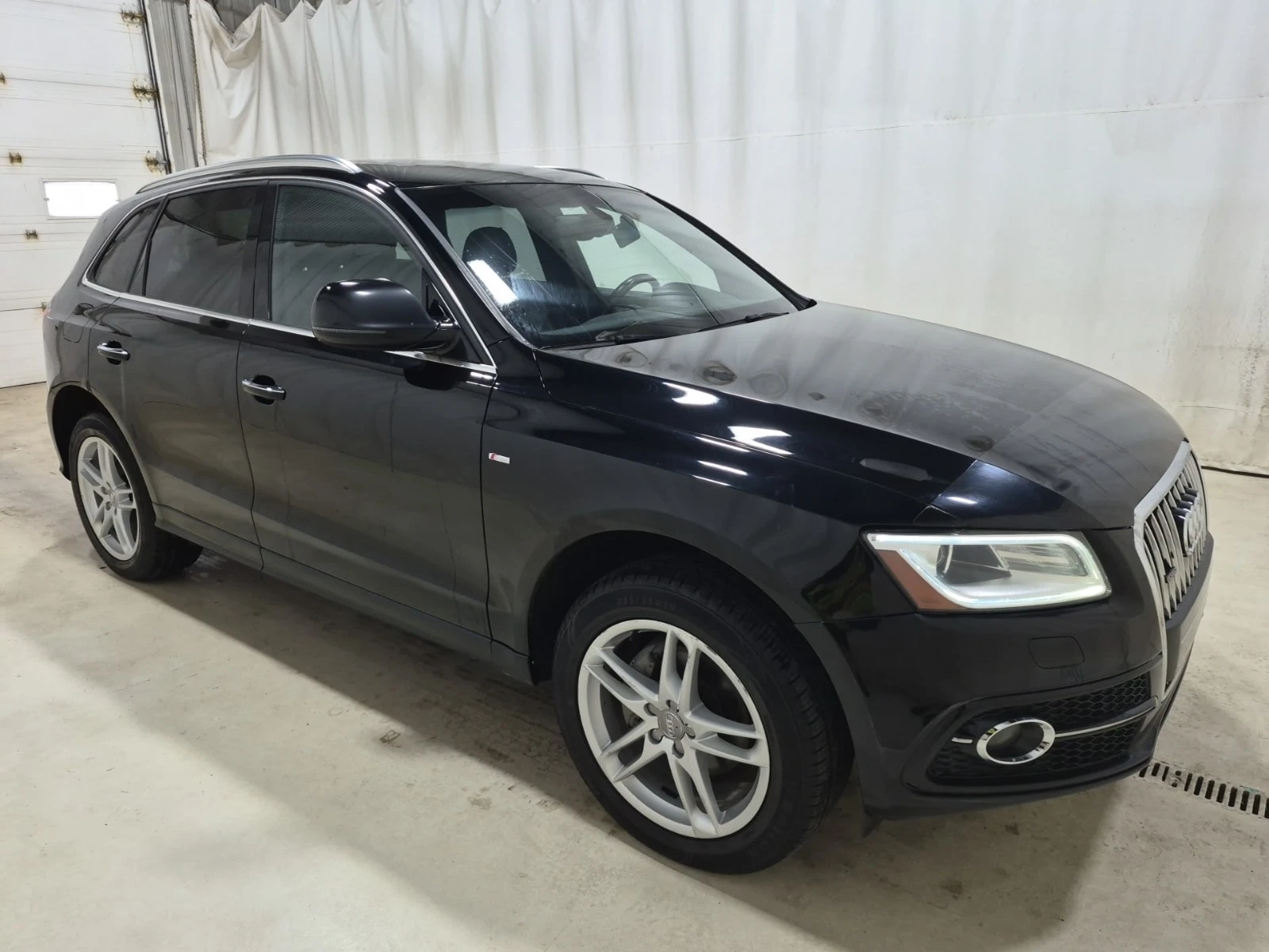 Audi Q5 * 2.0T PROGRESSIV * АВТОКРЕДИТ , снимка 3 - Автомобили и джипове - 55817670