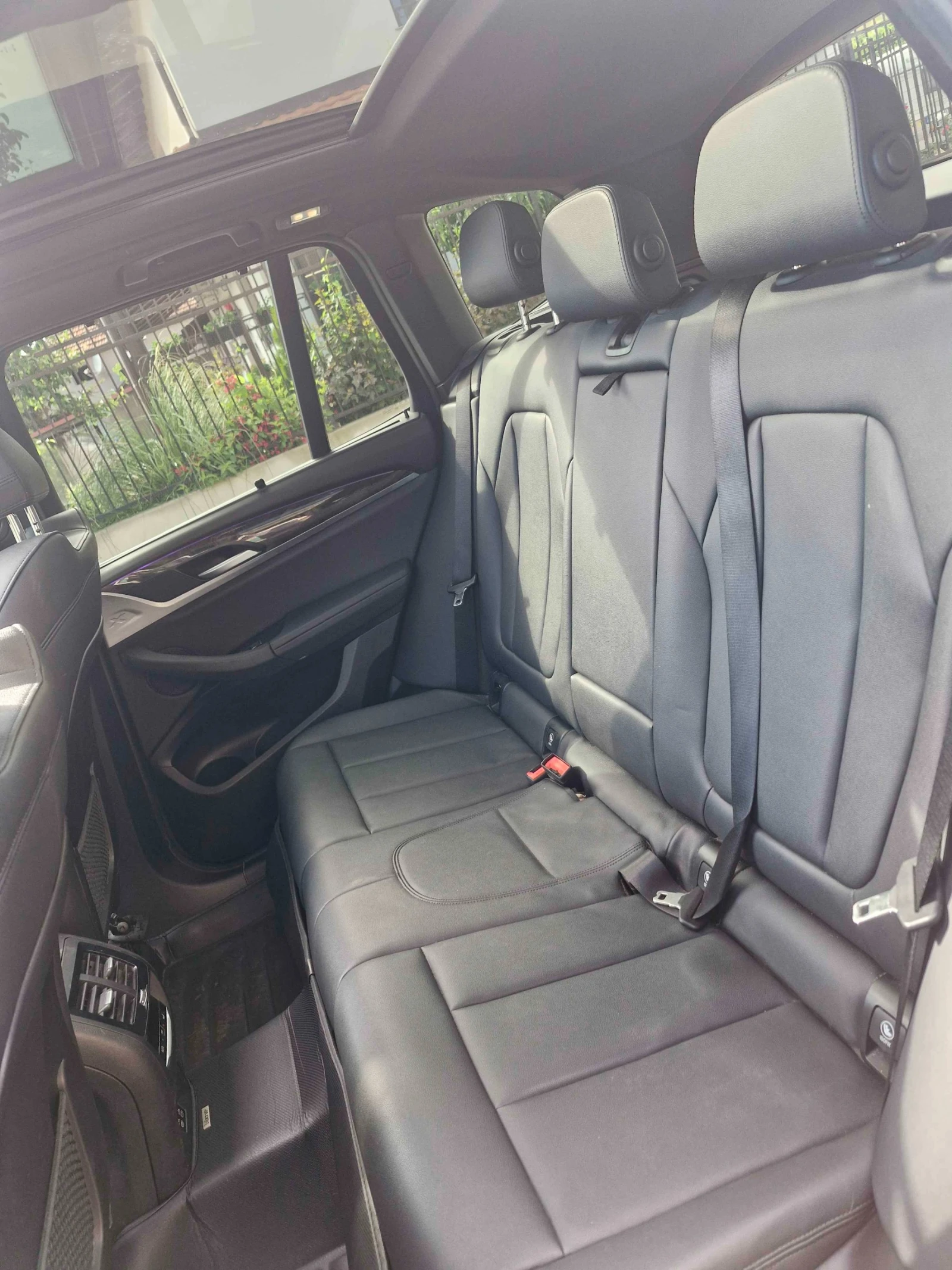 BMW X3 30i xDrive, снимка 8 - Автомобили и джипове - 56058334