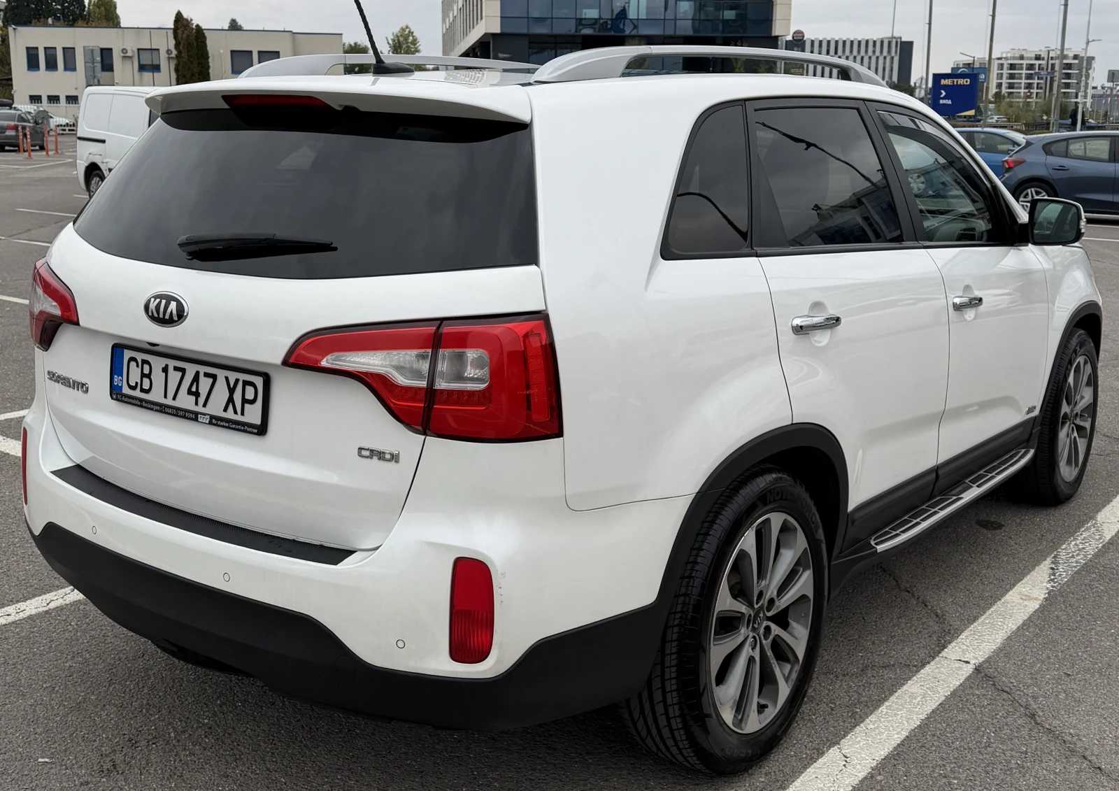 Kia Sorento 2.2 CRDi AWD, снимка 6 - Автомобили и джипове - 56561593
