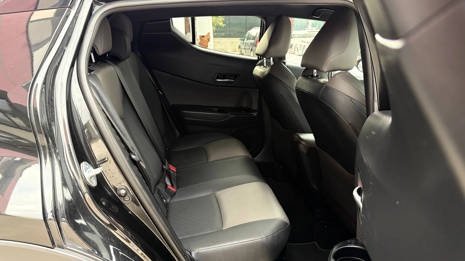Toyota C-HR 1.8 Hybrid  | Mobile.bg � ����������� 11