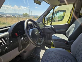 VW Crafter Двоен климатик, снимка 10