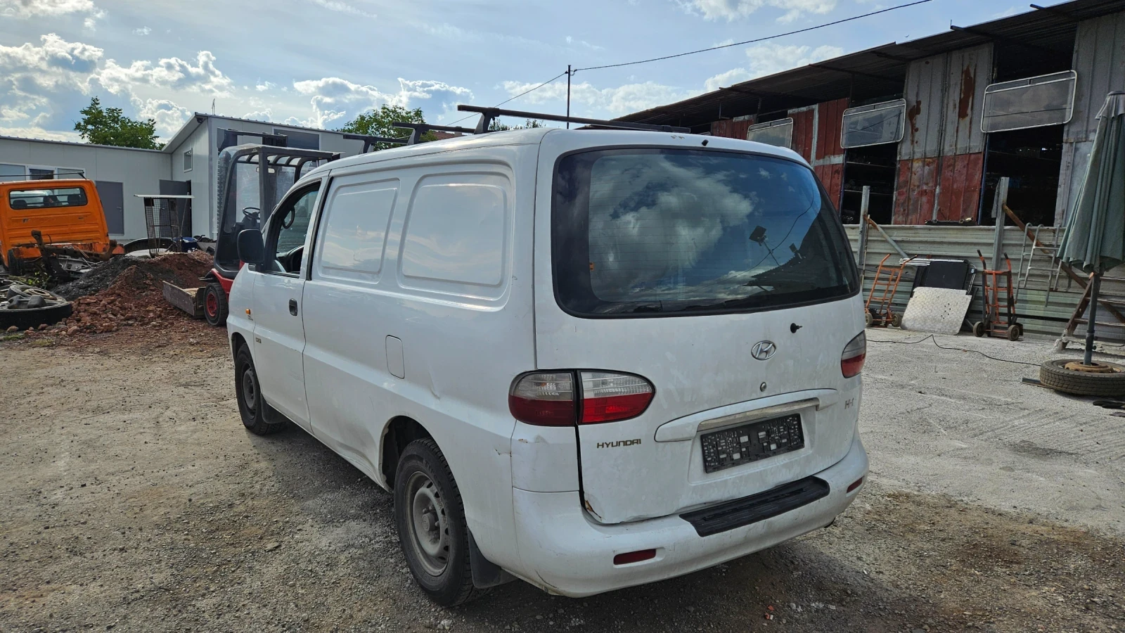 Hyundai H1 2.5crdi/на части  - изображение 4