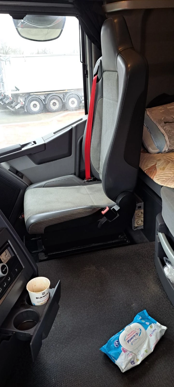 Renault T  - изображение 10