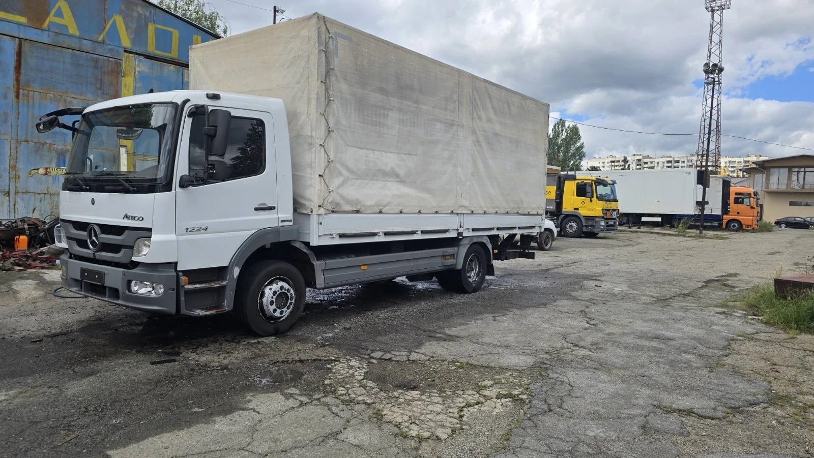 Mercedes-Benz Atego 12.24 - изображение 2