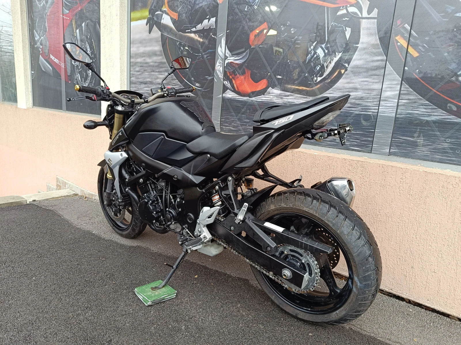 Suzuki Gsr 750 | Mobile.bg   11