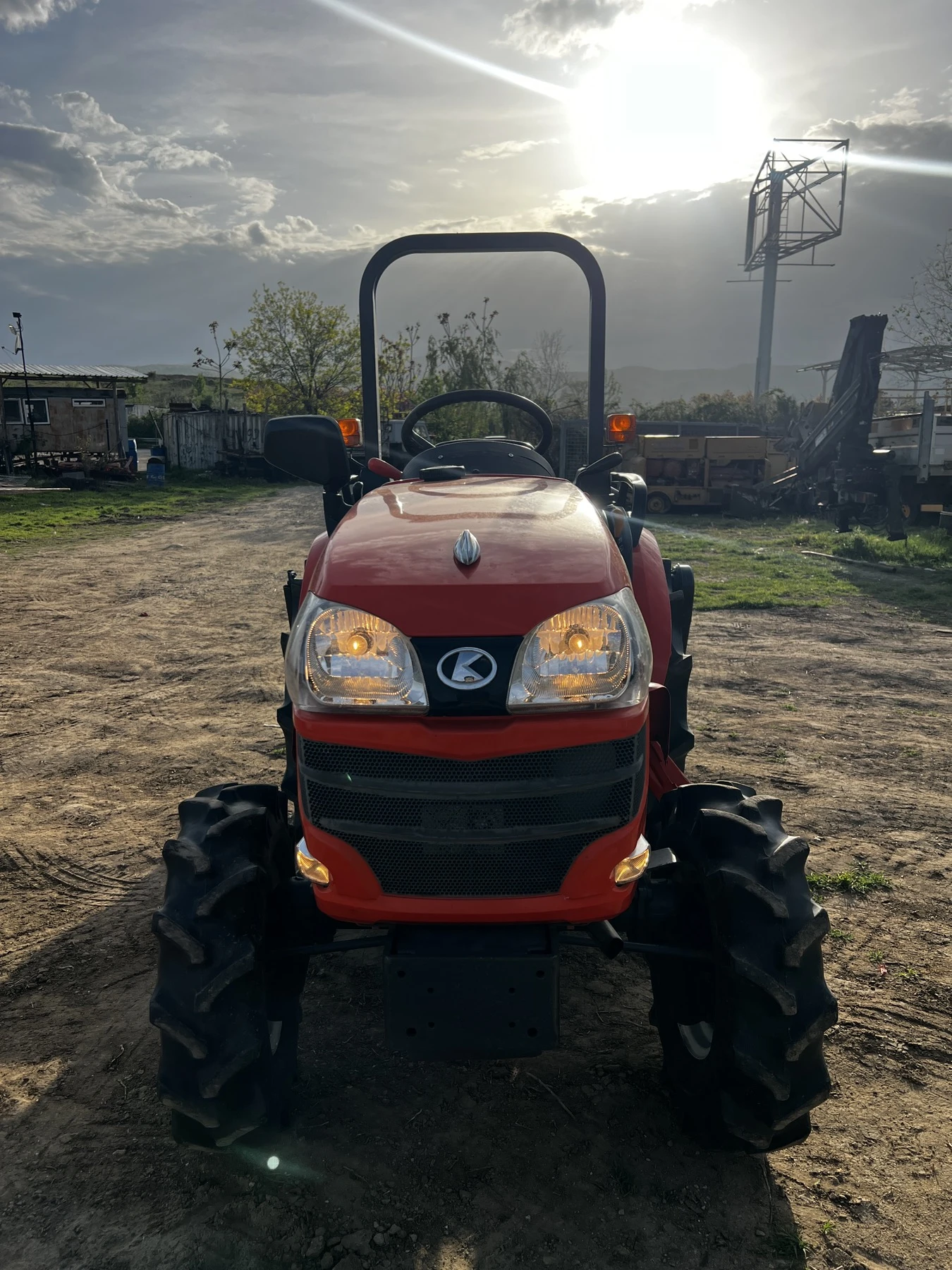 Трактор Kubota