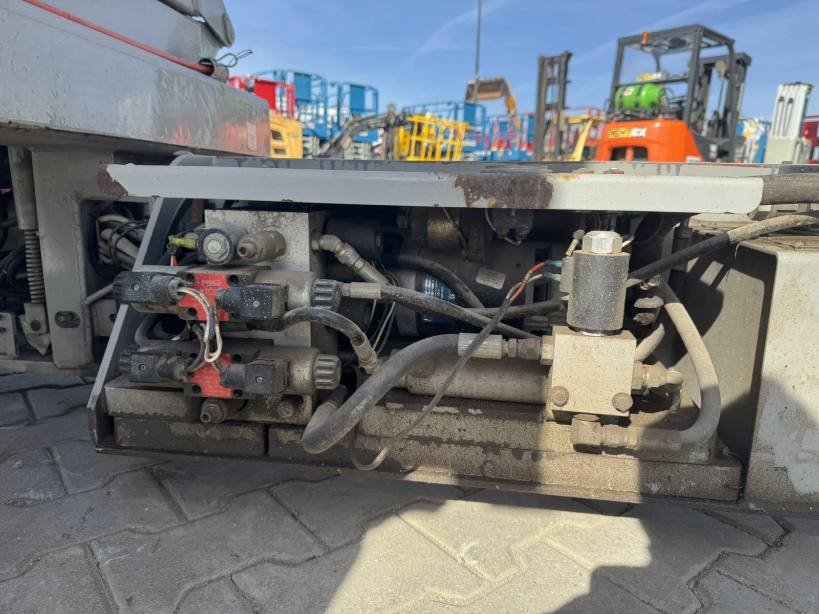 ��������� Skyjack SJ4632 | Mobile.bg � ����������� 16
