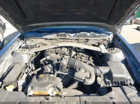 Ford Mustang 3.7L V-6 DOHC, VVT, 305HP Rear Wheel Drive, снимка 10