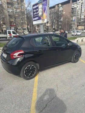 Peugeot 208, снимка 9