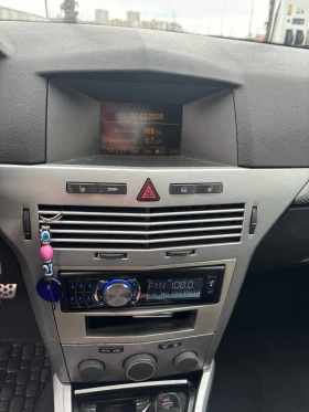Opel Astra H GTC, снимка 13