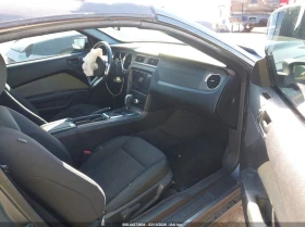 Ford Mustang 3.7L V-6 DOHC, VVT, 305HP Rear Wheel Drive - 6900 € / 13495.23 лв. - 77793309 5