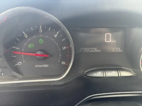 Peugeot 208 - 4200 € / 8214.49 лв. - 27378752 10