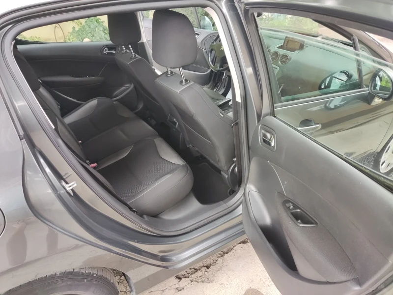 Peugeot 308 1.6HDI Navi, снимка 8 - Автомобили и джипове - 52084627