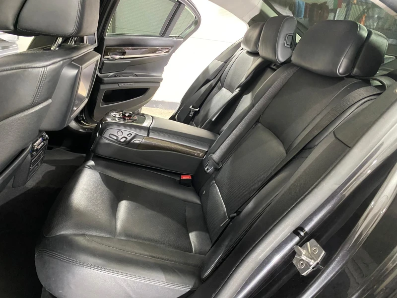 BMW 740 ER REIHE, снимка 11 - Автомобили и джипове - 51688688