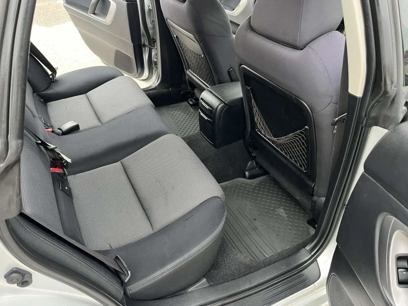 Subaru Legacy 2.0I 137кс 4Х4 БЪРЗИ И БАВНИ КЛИМАТРОНИК ИТАЛИЯ, снимка 10 - Автомобили и джипове - 52713864