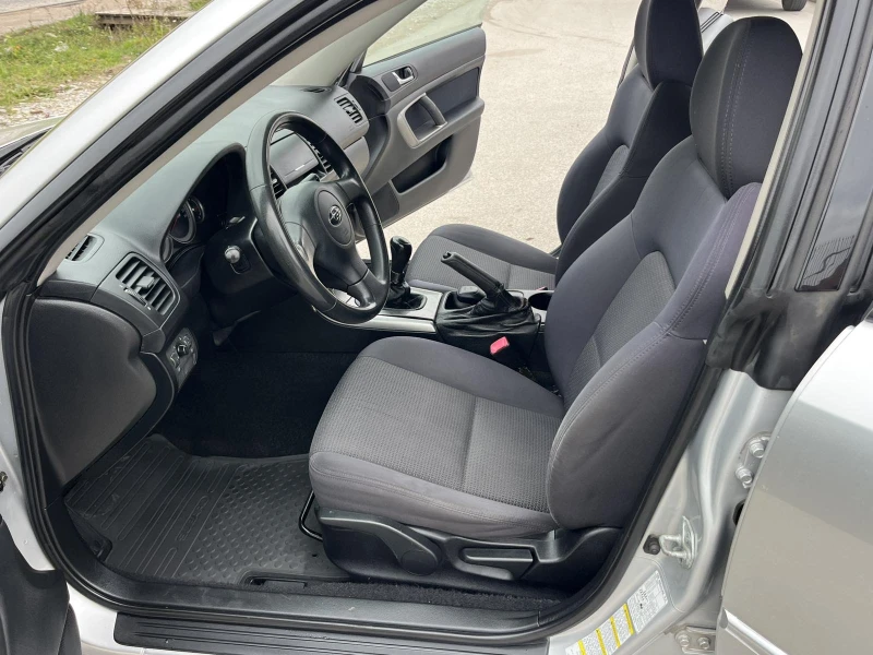 Subaru Legacy 2.0I 137кс 4Х4 БЪРЗИ И БАВНИ КЛИМАТРОНИК ИТАЛИЯ, снимка 8 - Автомобили и джипове - 52713864