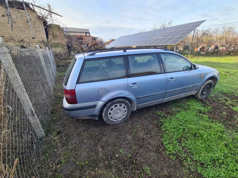 VW Passat 1.9tdi, снимка 3 - Автомобили и джипове - 52742949