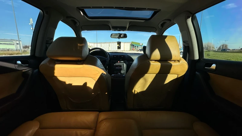 Audi A3 1.8Turbo, снимка 11 - Автомобили и джипове - 52790460