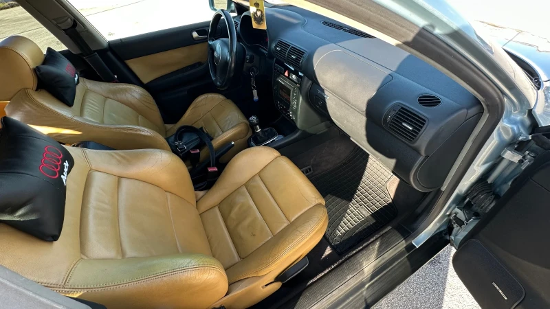 Audi A3 1.8Turbo, снимка 8 - Автомобили и джипове - 52790460