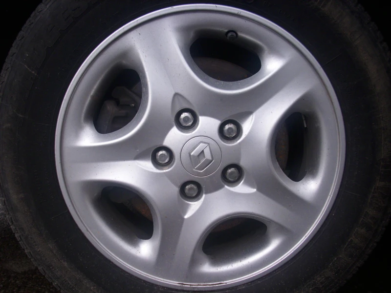 Renault Laguna 1.9DTI-FAIRWAY-FULL EXTRI ZA MODELA, снимка 17 - Автомобили и джипове - 53102500