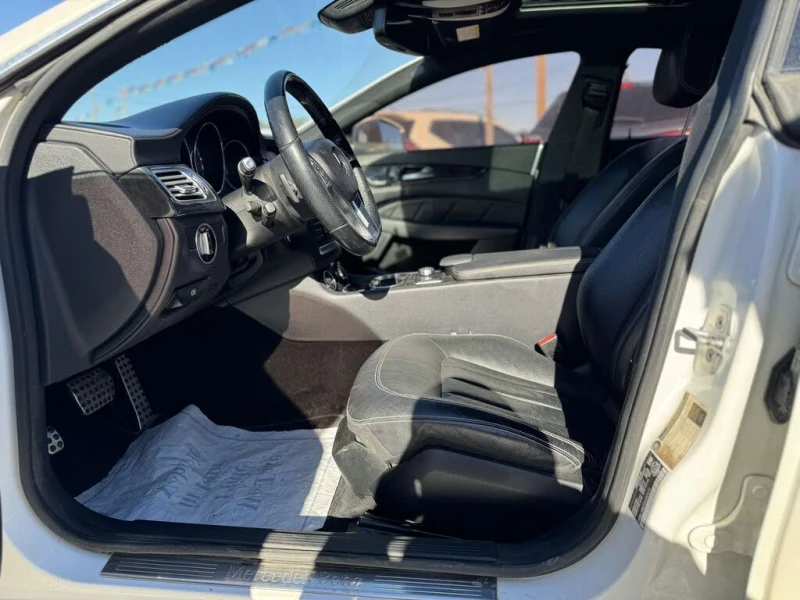Mercedes-Benz CLS 550 AMG PACK* HARMAN* МАСАЖ* ОБДУХ* KEYLESS, снимка 9 - Автомобили и джипове - 53124594
