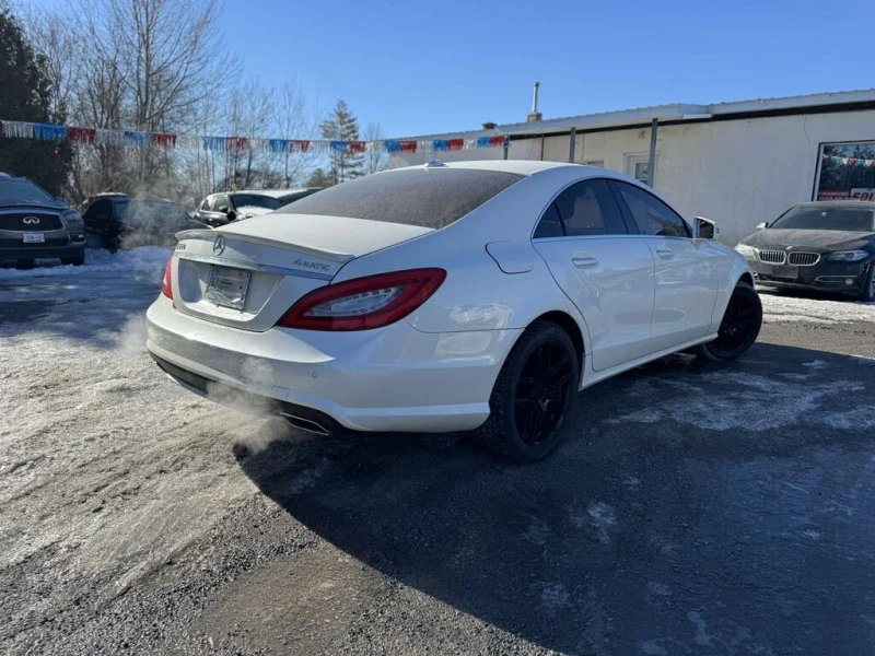 Mercedes-Benz CLS 550 AMG PACK* HARMAN* МАСАЖ* ОБДУХ* KEYLESS, снимка 5 - Автомобили и джипове - 53124594