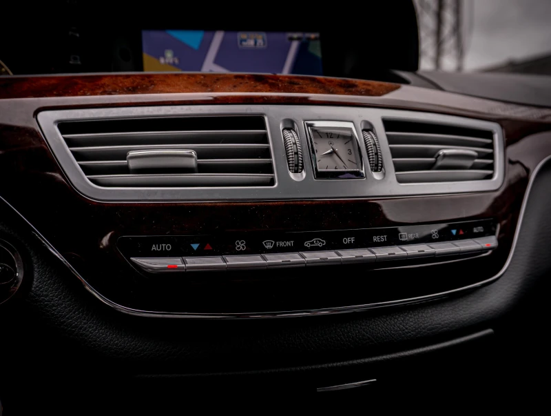 Mercedes-Benz S 550 РЕАЛНИ КМ-6М.ГАР.ТОП!, снимка 8 - Автомобили и джипове - 53246312