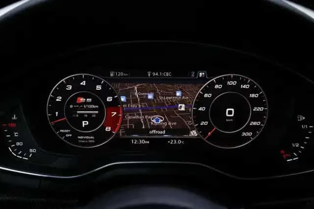 Audi S5 Technik | QUATTRO | 360  | PANO | B&O, снимка 16 - Автомобили и джипове - 53590645