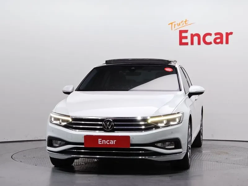 VW Passat 2.0 Tdi Prestige - САМО 30% АВАНС, снимка 3 - Автомобили и джипове - 55483465