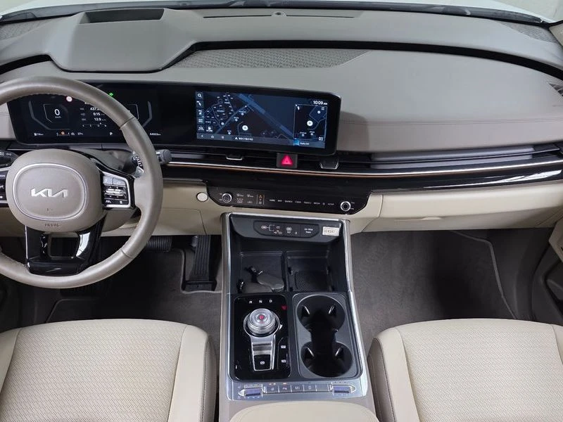 Kia Carnival 7-Seater Signature| 202к.с., снимка 7 - Автомобили и джипове - 56125817