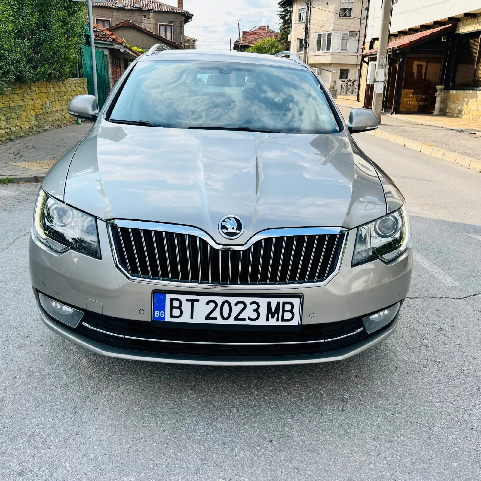 Skoda Superb 2000 TDI 4* 4 - изображение 2