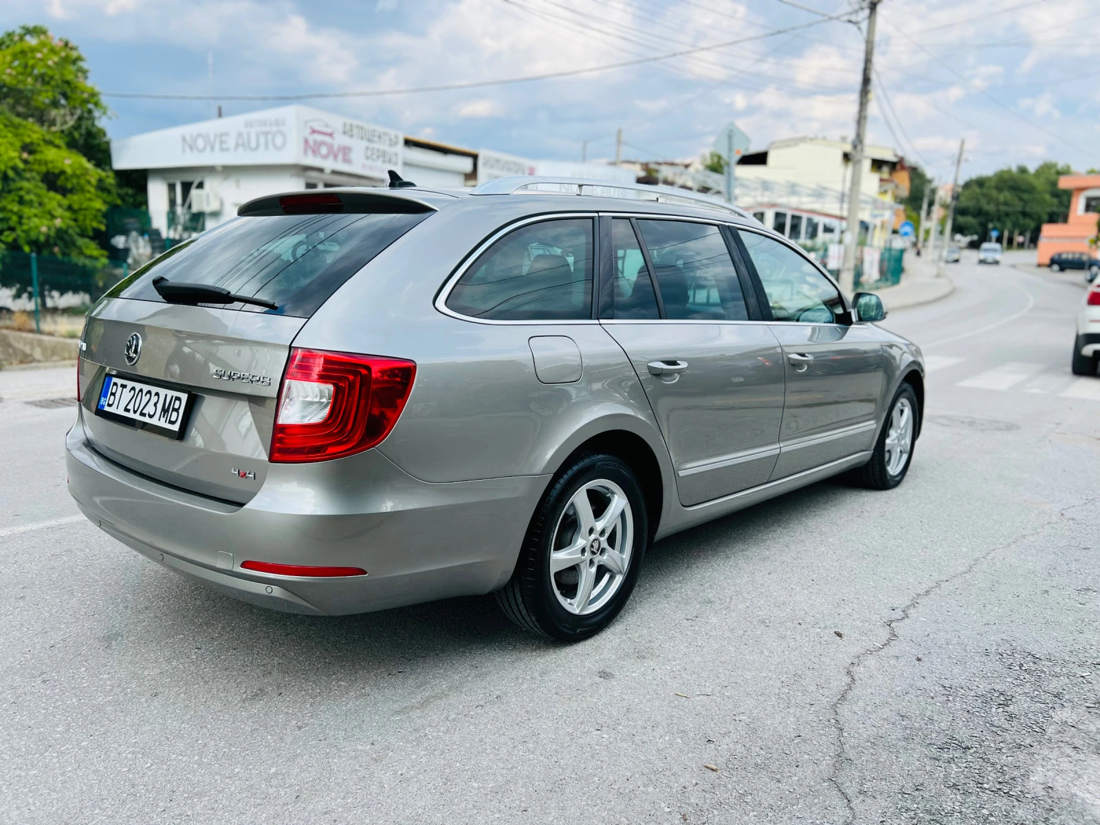 Skoda Superb 2000 TDI 4* 4 - изображение 8