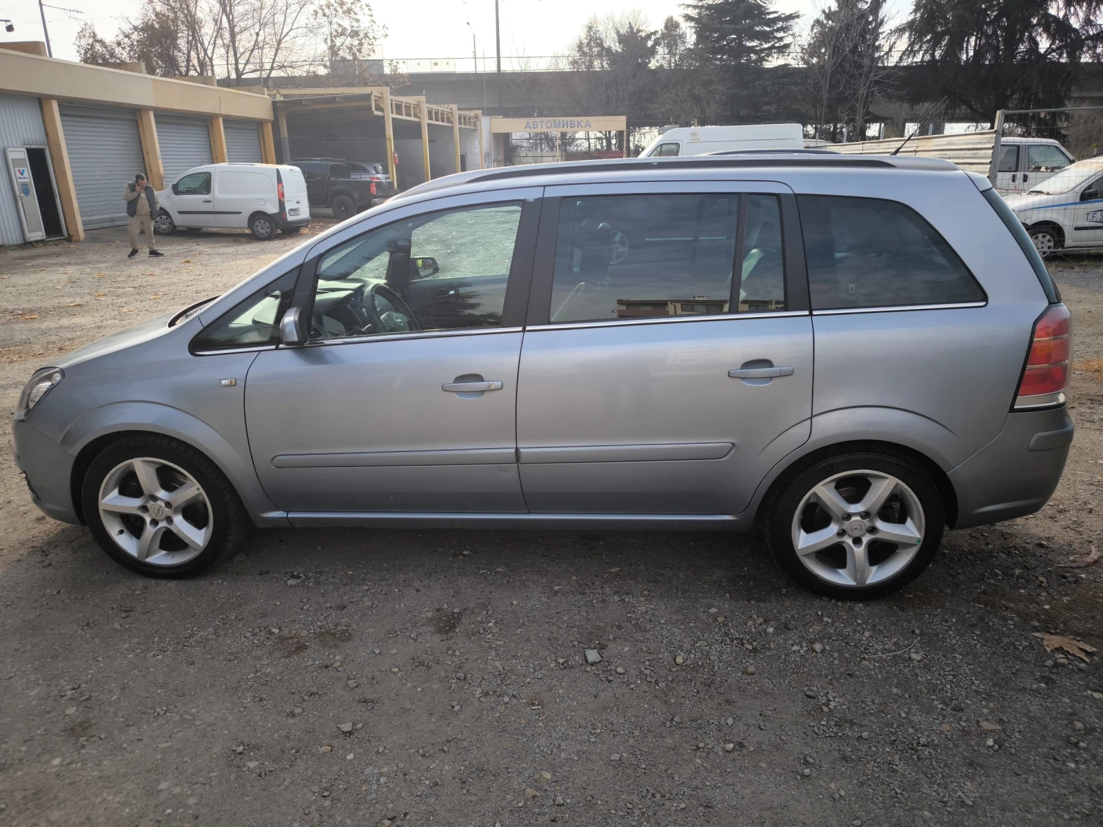 Opel Zafira  - изображение 5