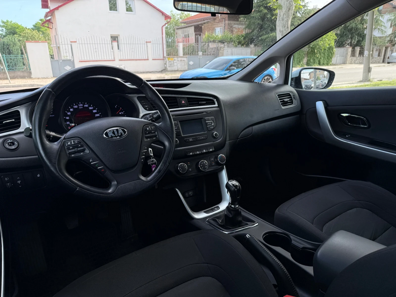 Kia Ceed 1.4 BENZIN AUSTRIA - изображение 8