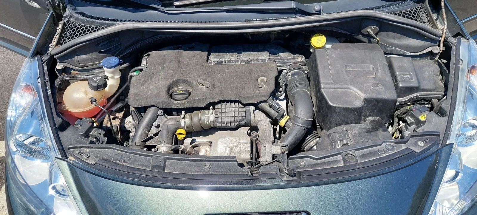 Peugeot 207 1.6 hdi - изображение 10