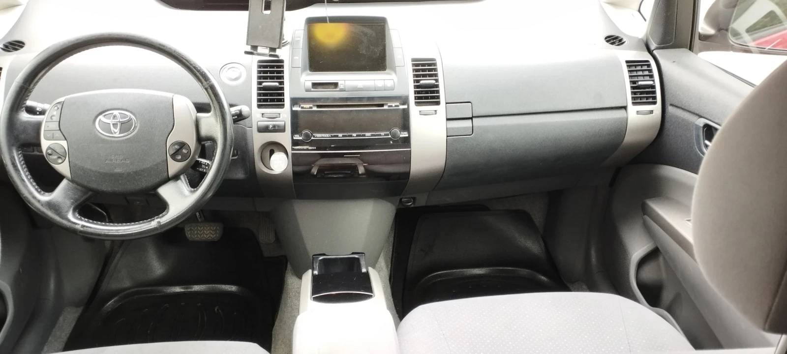 Toyota Prius 1.5 Hybrid+ газ, автомат - изображение 8