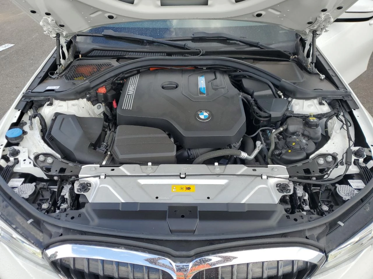 BMW 330 330e Hybrid | Mobile.bg   11