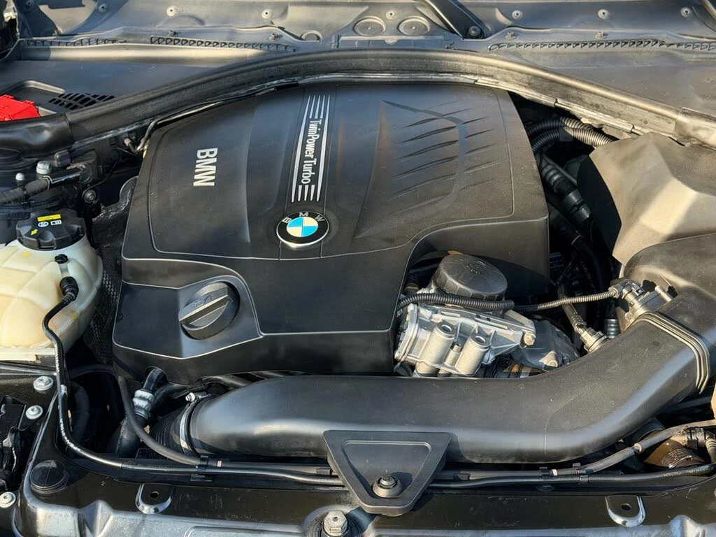 BMW 335 *  *    *   *  | Mobile.bg   17