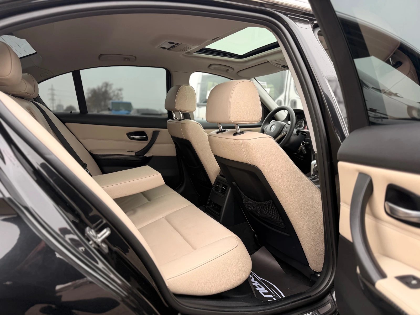 BMW 335 d= M-performance= Keyless Go= ����= �������=  | Mobile.bg � ����������� 12