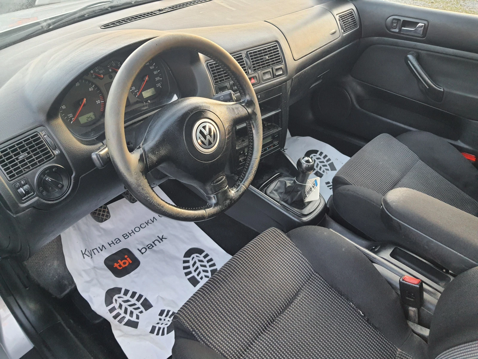 VW Golf 1.9TDI , снимка 10 - Автомобили и джипове - 53726584