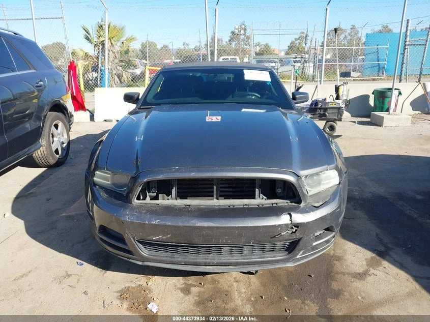 Ford Mustang 3.7L V-6 DOHC, VVT, 305HP Rear Wheel Drive, снимка 12 - Автомобили и джипове - 53735475