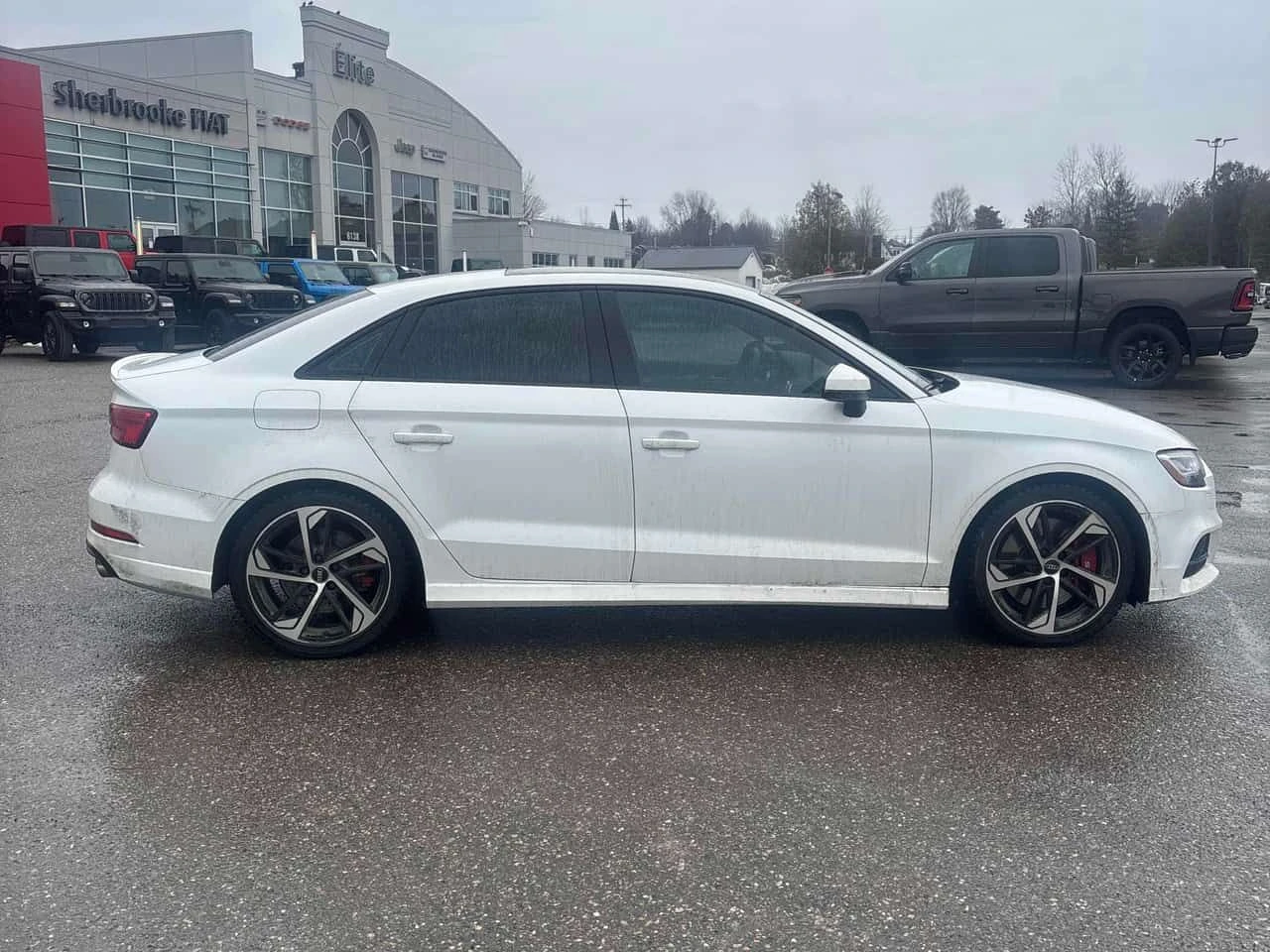 Audi S3 * PROGRESSIV * КОМПЛЕКТ ДЖАНТИ С ГУМИ * КАМЕРА, снимка 3 - Автомобили и джипове - 53816810