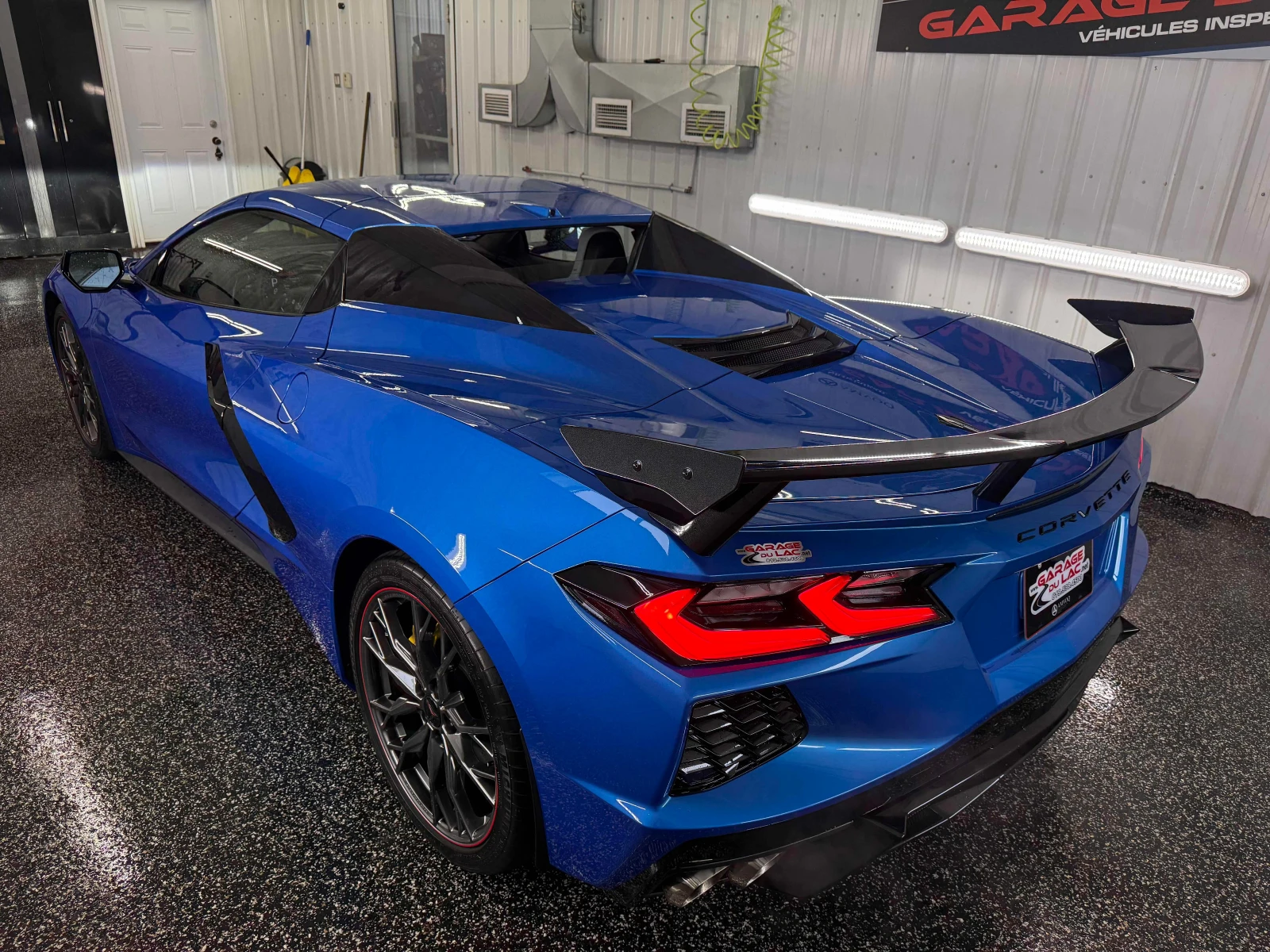 Chevrolet Corvette 6.2L 8cyl Rear Wheel Drive, снимка 6 - Автомобили и джипове - 53875663