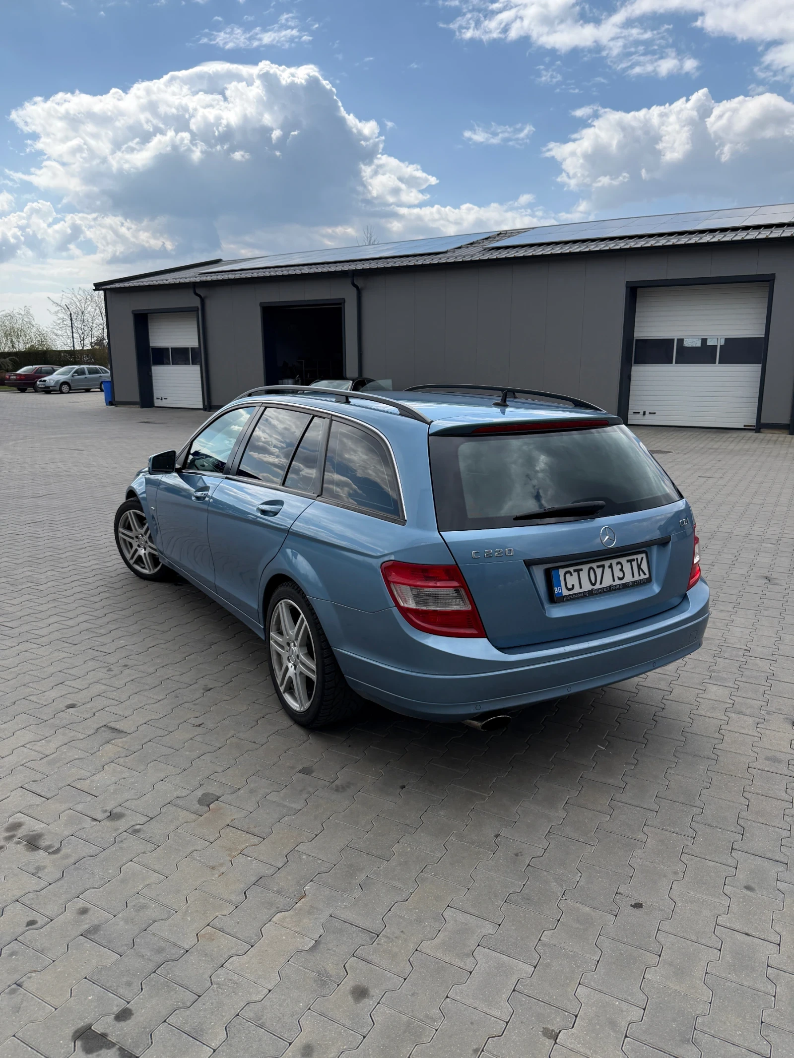 Mercedes-Benz C 220, снимка 4 - Автомобили и джипове - 54000836
