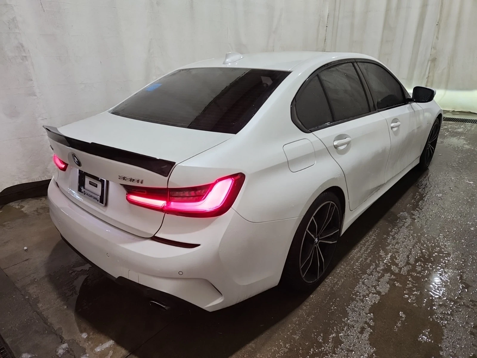 BMW 330 X-Drive* M-Pack* Digital, снимка 4 - Автомобили и джипове - 54139190