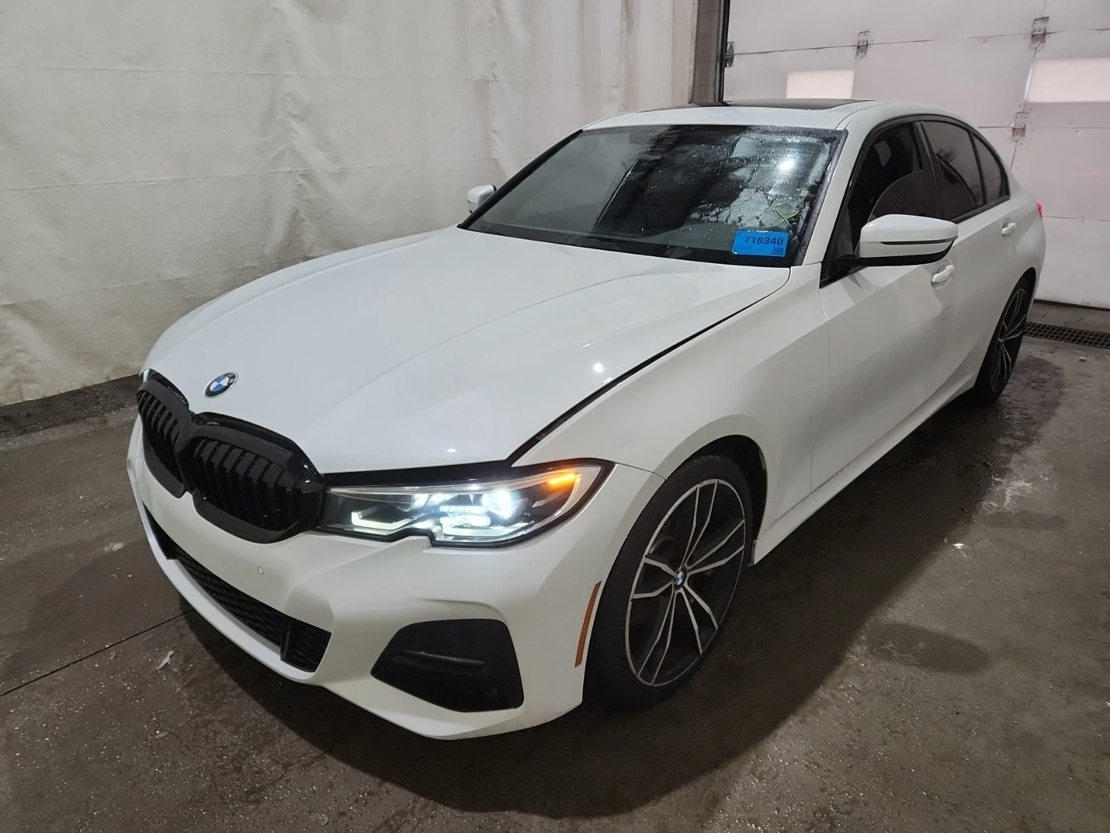 BMW 330 X-Drive* M-Pack* Digital, снимка 3 - Автомобили и джипове - 54139190