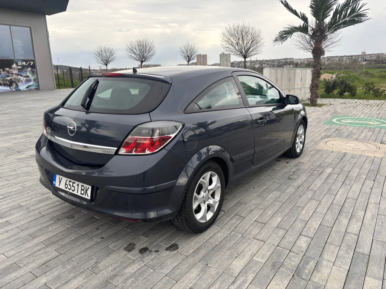 Opel Astra H GTC, снимка 7 - Автомобили и джипове - 54150972