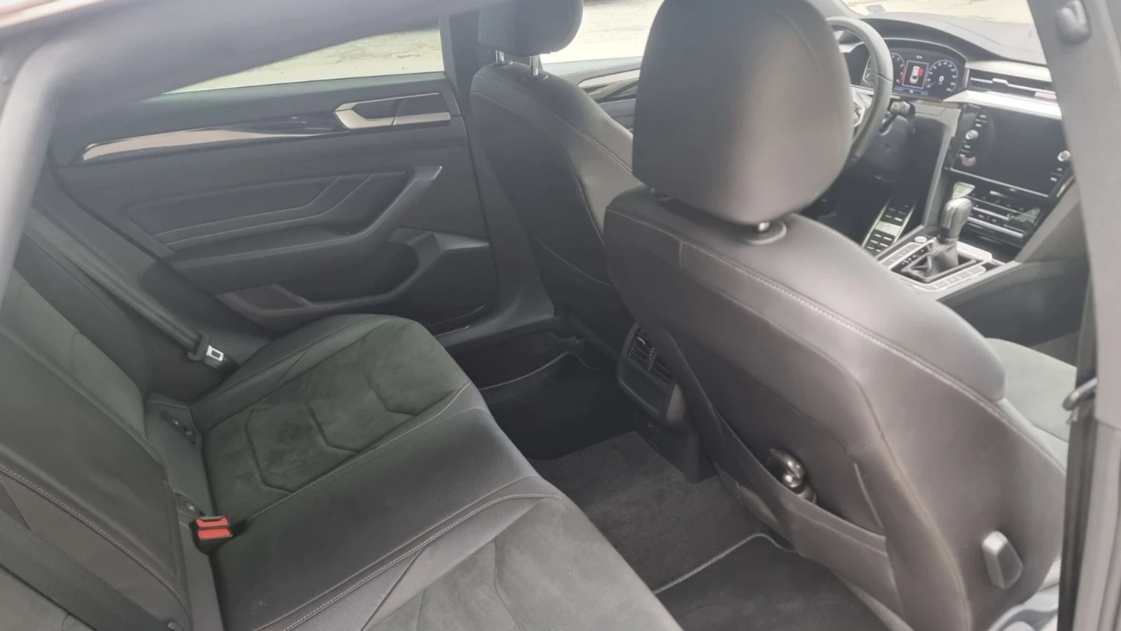 VW Arteon, снимка 16 - Автомобили и джипове - 54401151